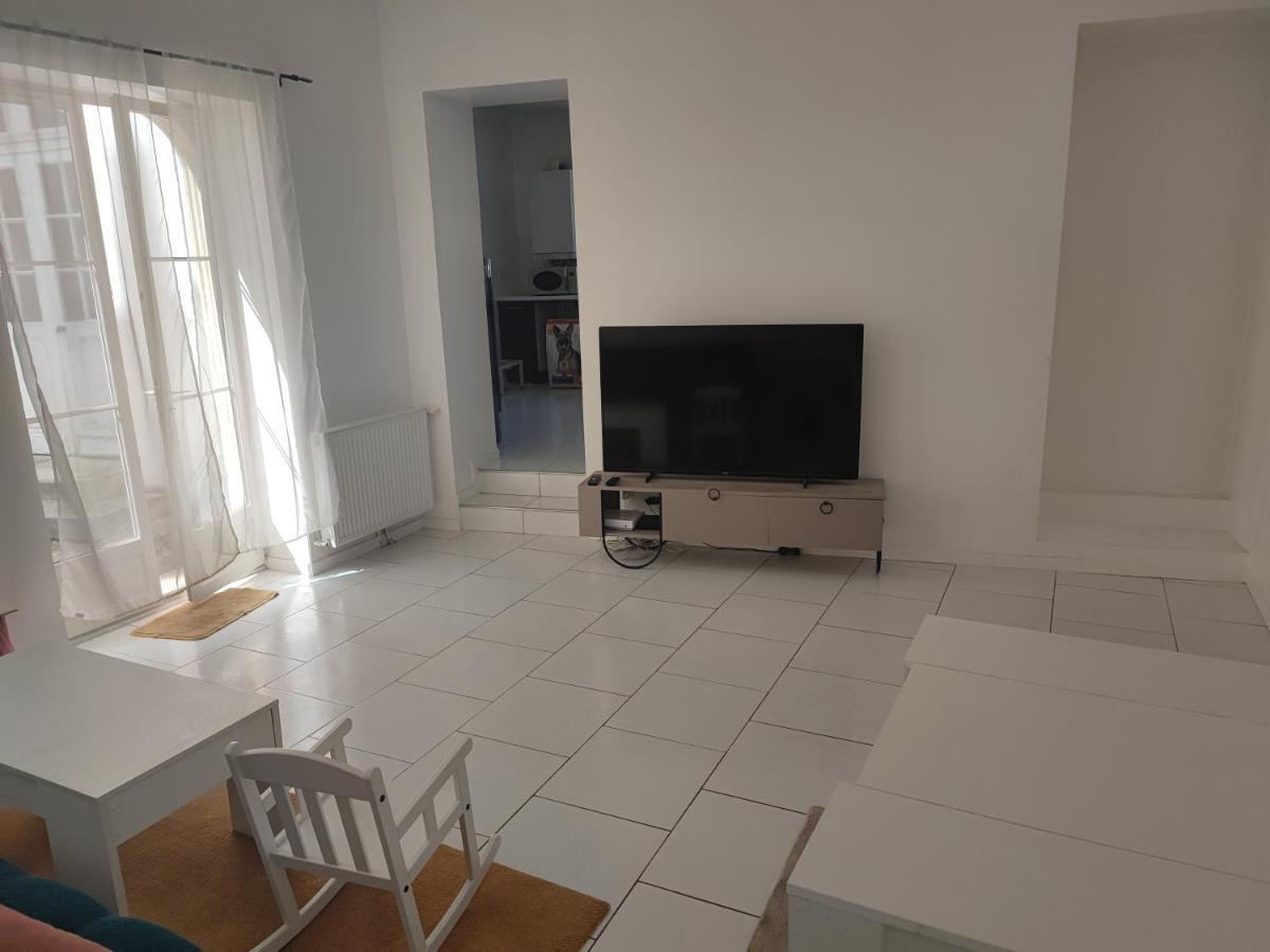 Appartement Chateau Des Montees Orléans Extérieur photo